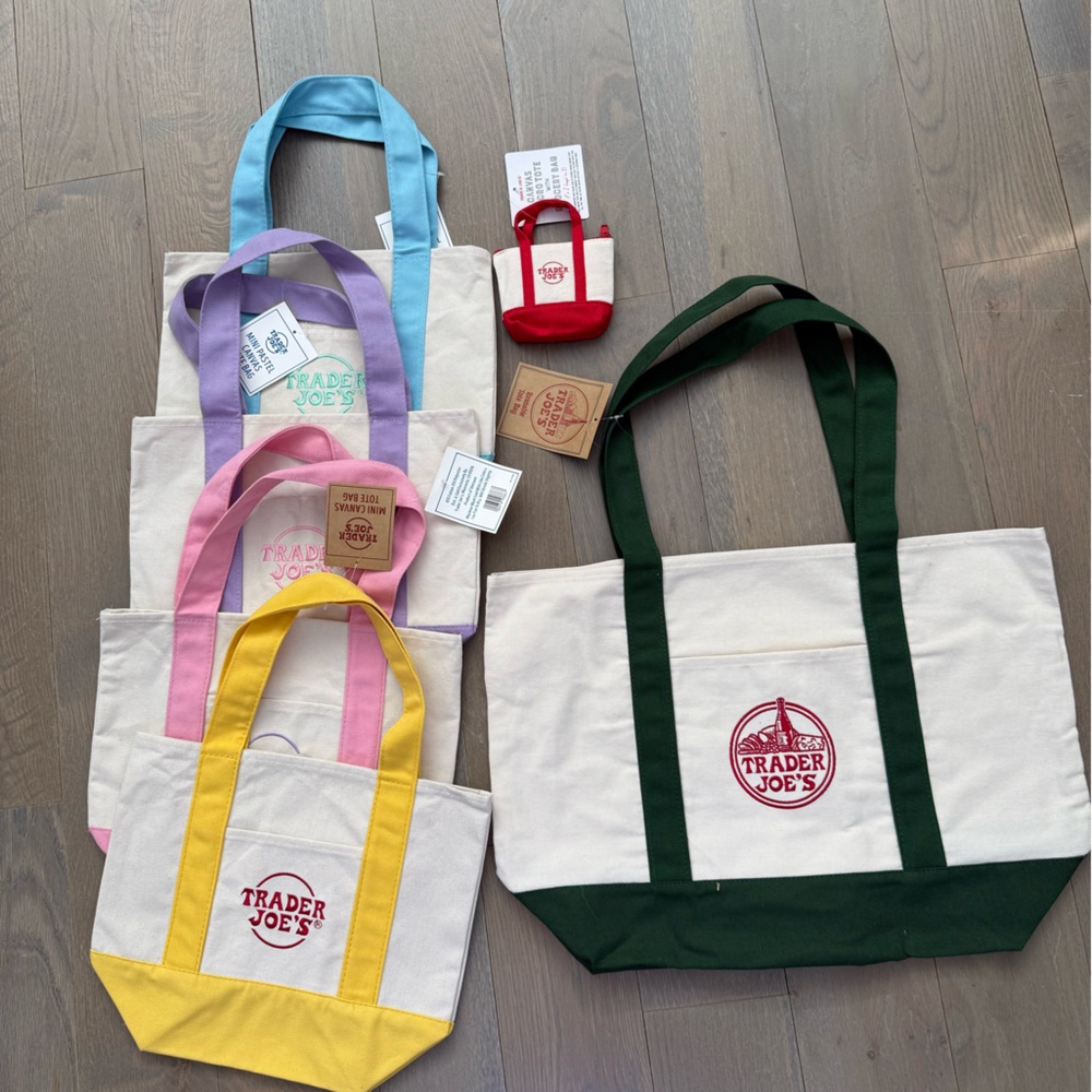 New with tags NWT Trader Joe's Canvas Tote Bags Set of 6 Mini Micro Standard